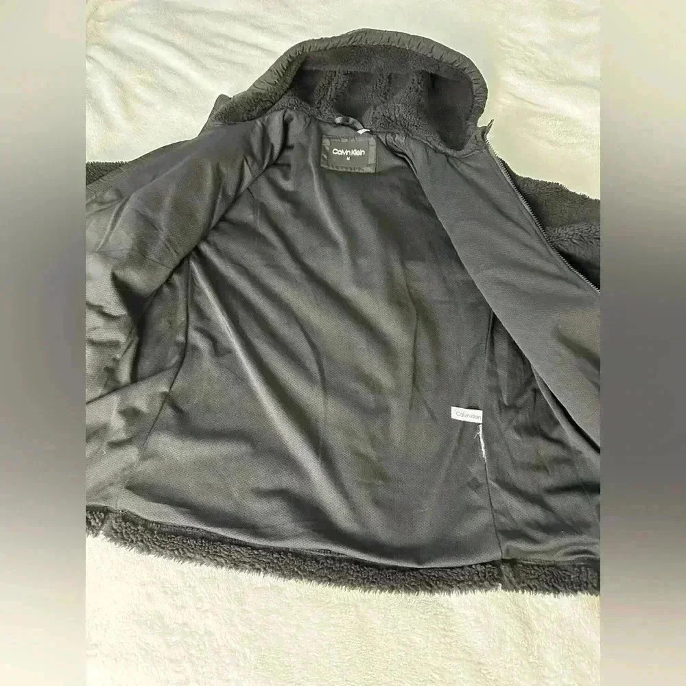 Calvin Klein Men’s Full Zip Hooded Insulated Winter Jacket Size Medium - Picture 6 of 7